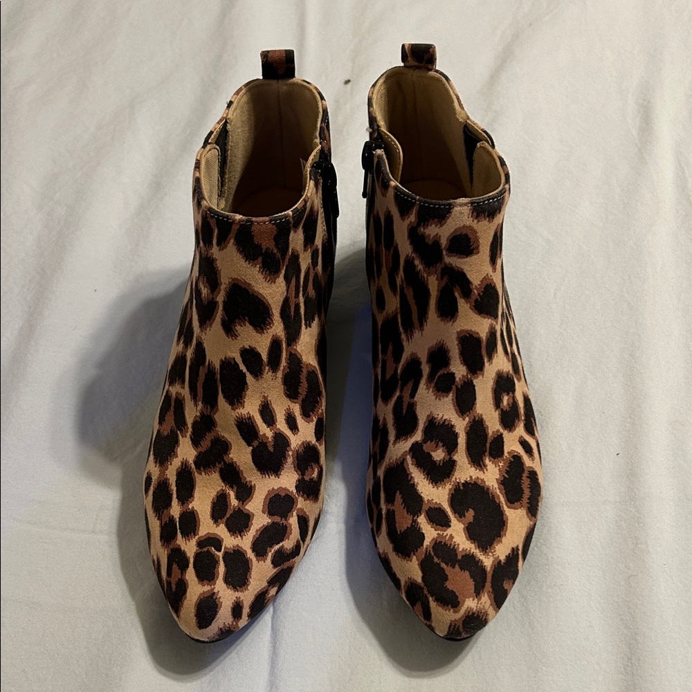 Old Navy Leopard Print Ankle Booties